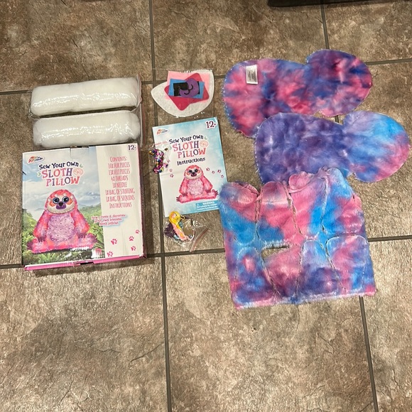 Sew your own sloth pillow - Picture 1 of 4